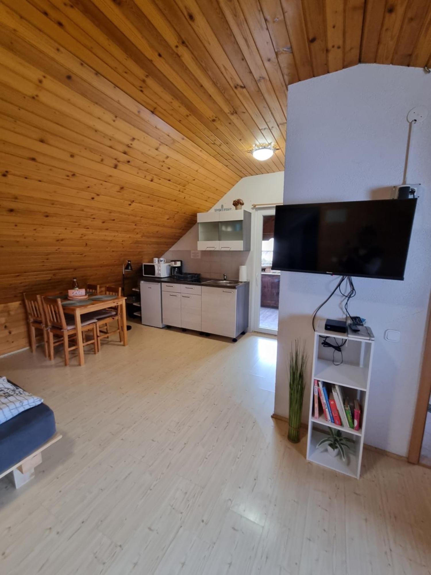 Apartma Take It Easy Блед Екстериор снимка